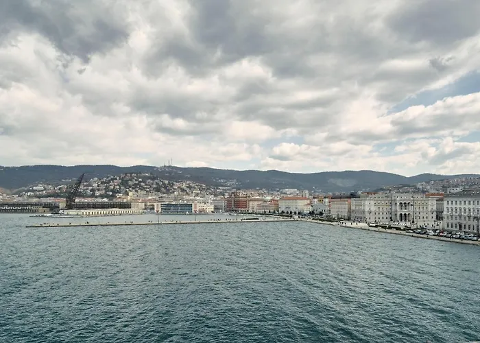 Casacuadra Cavana Apartment Trieste
