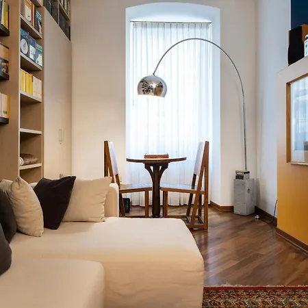 Casacuadra Cavana Apartment Triest