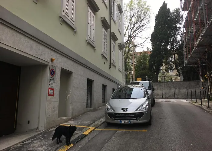 Casacuadra Cavana * ترييستي